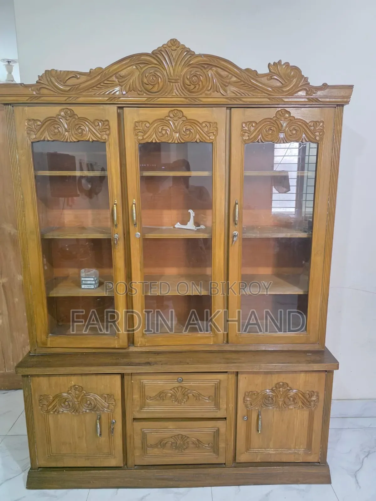 Wall Cabinet