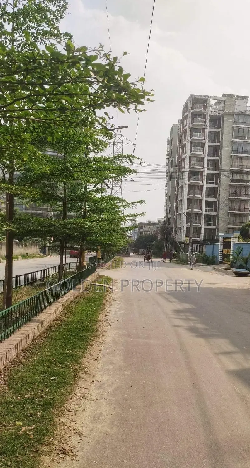 20bdrm House in বসুন্ধরা রেডি বাড়ি, Basundhara for sale