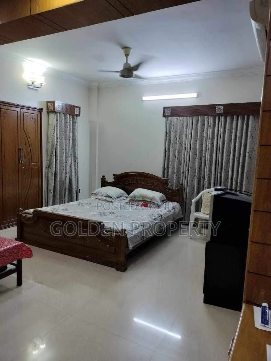 4bdrm Apartment in 4 বেডরুমের বসুন্ধরা, Basundhara for sale