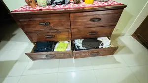 খাট ও ওয়ারড্রব