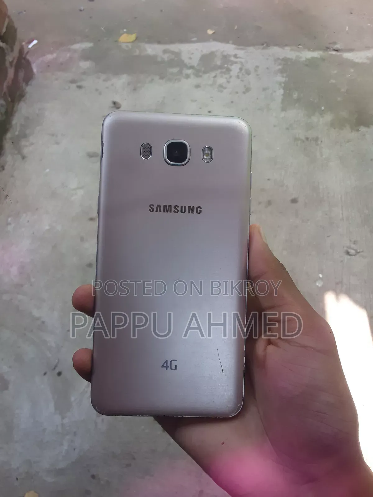 Samsung Galaxy J7 32 GB Gold