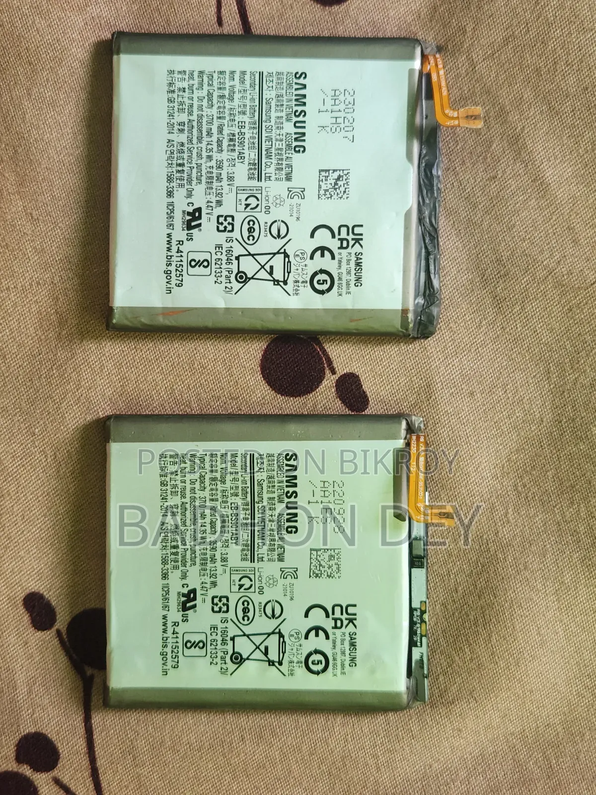 Samsung S22 Battery and Display