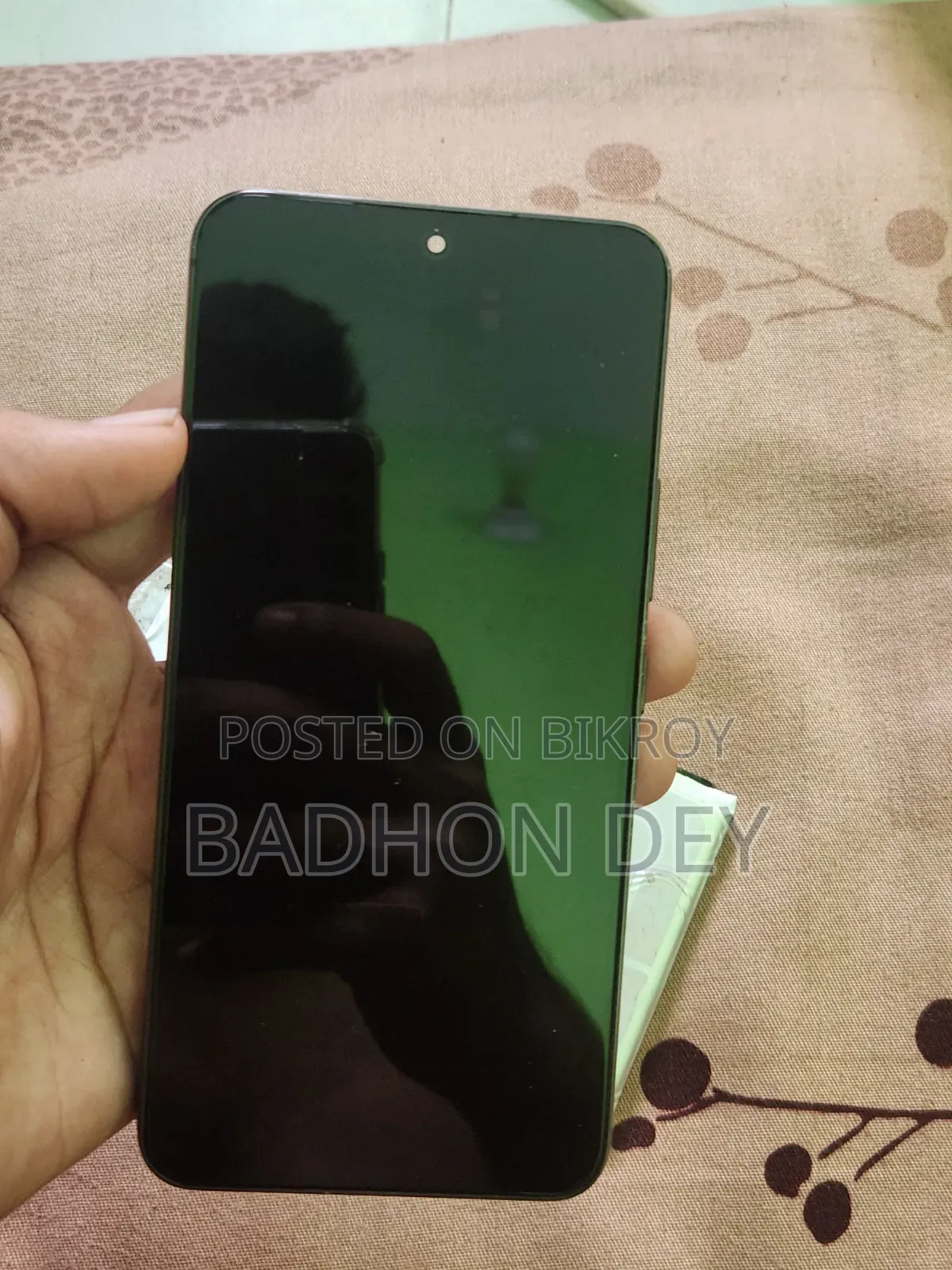Samsung S22 Battery and Display