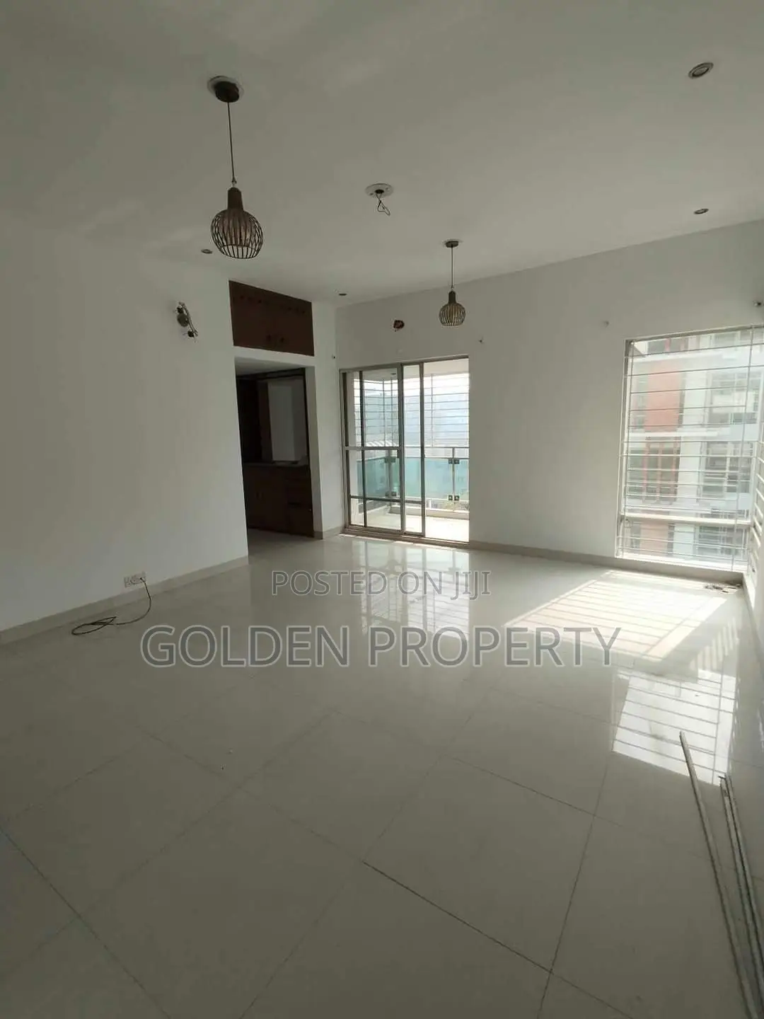 4bdrm Apartment in 3600 Sft Luxurious, Basundhara for sale