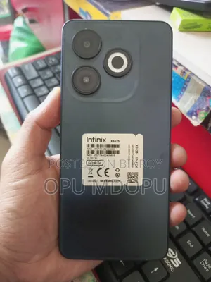 Infinix Smart 8 64 GB Black