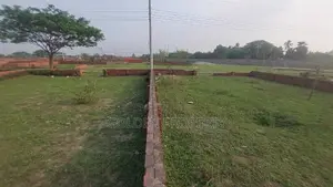 Plots for Sale in Bashundhara R-A