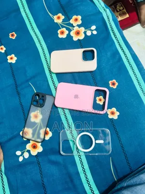 iPhone 16 Pro and 17 Pro Max Cover