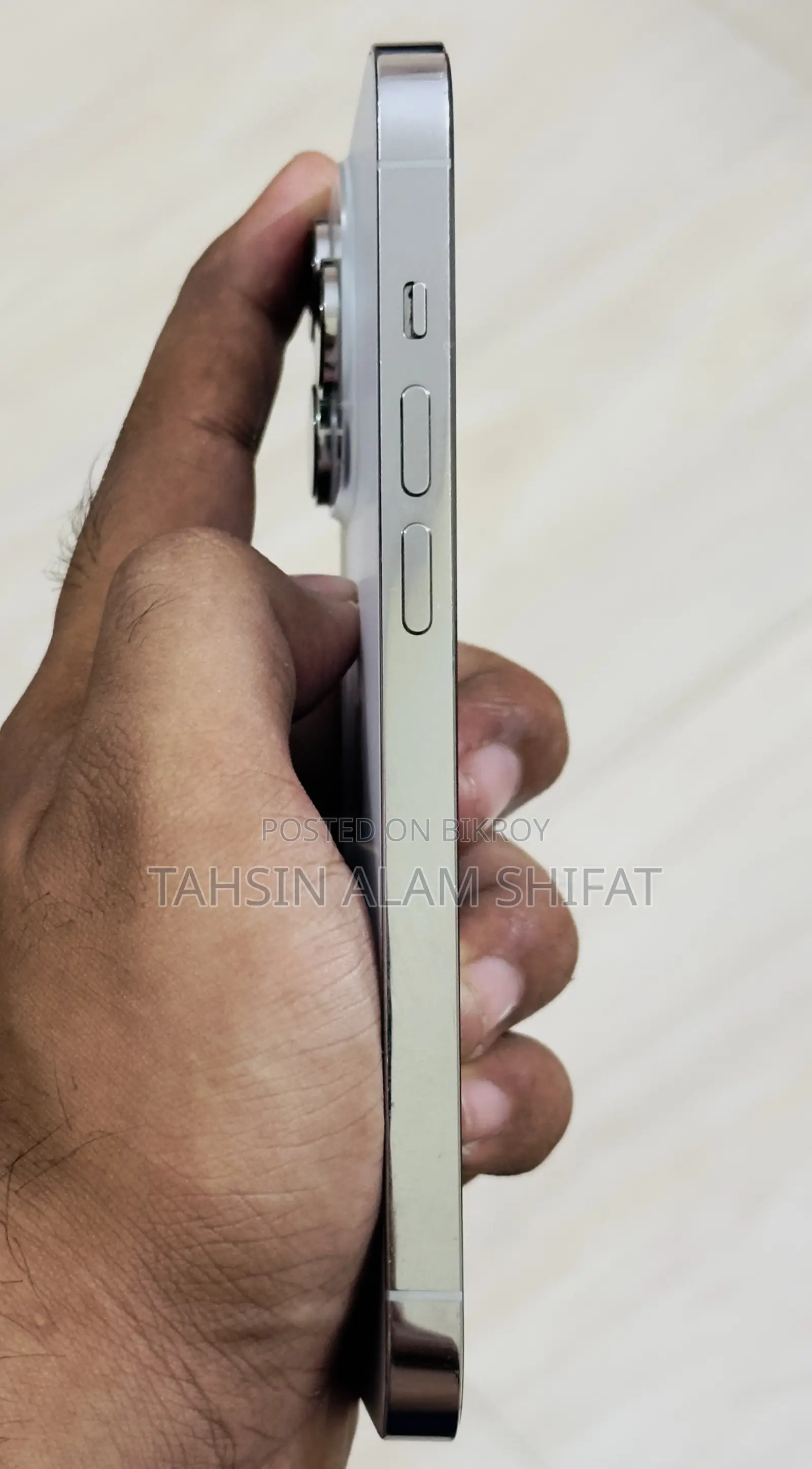 অ্যাপল আইফোন ১৪ প্রো ২৫৬ জিবি সাদা