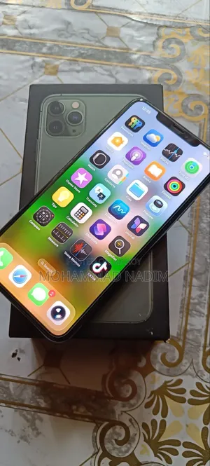 অ্যাপল আইফোন ১১ প্রো ম্যাক্স ৫১২ জিবি ব্ল্যাক