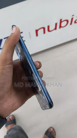 Vivo V21e 128 GB Blue