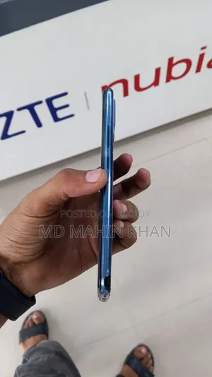 Vivo V21e 128 GB Blue