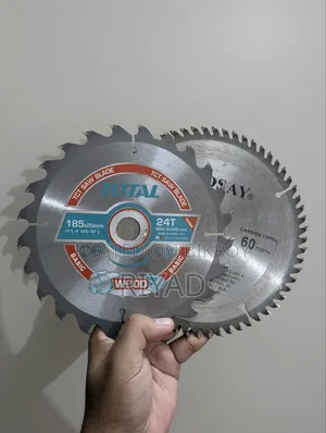 Total 1400w Circular Saw