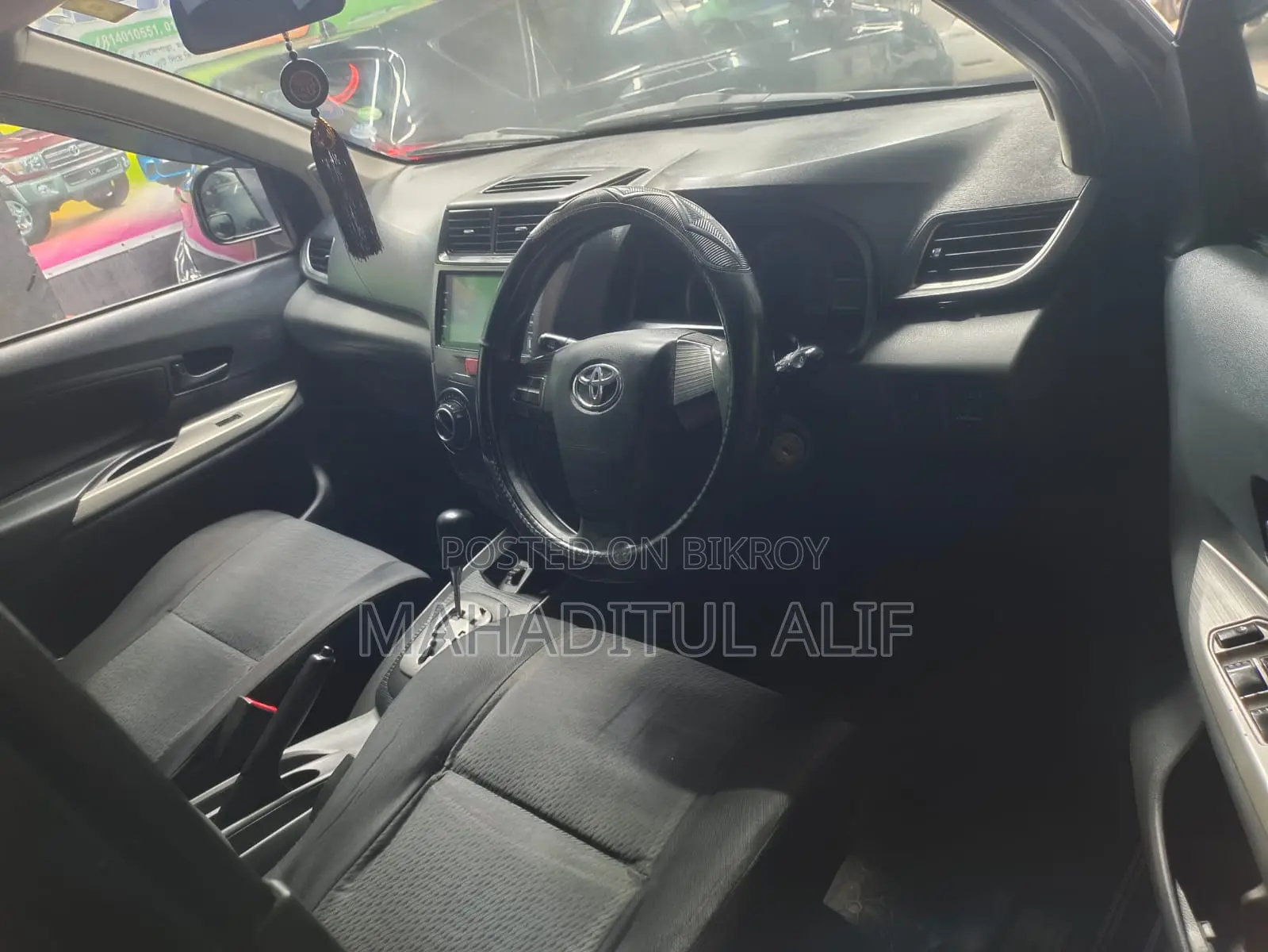 Toyota Avanza 2012 Black