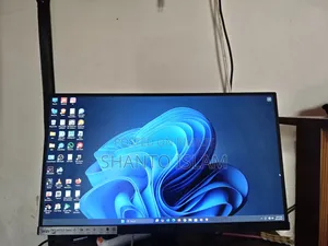 Desktop Computer 8GB AMD Ryzen 5 SSD 256GB