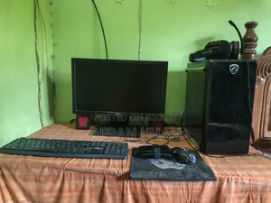 Desktop Computer 8GB RAM Intel Core i5 Processor 128GB SSD