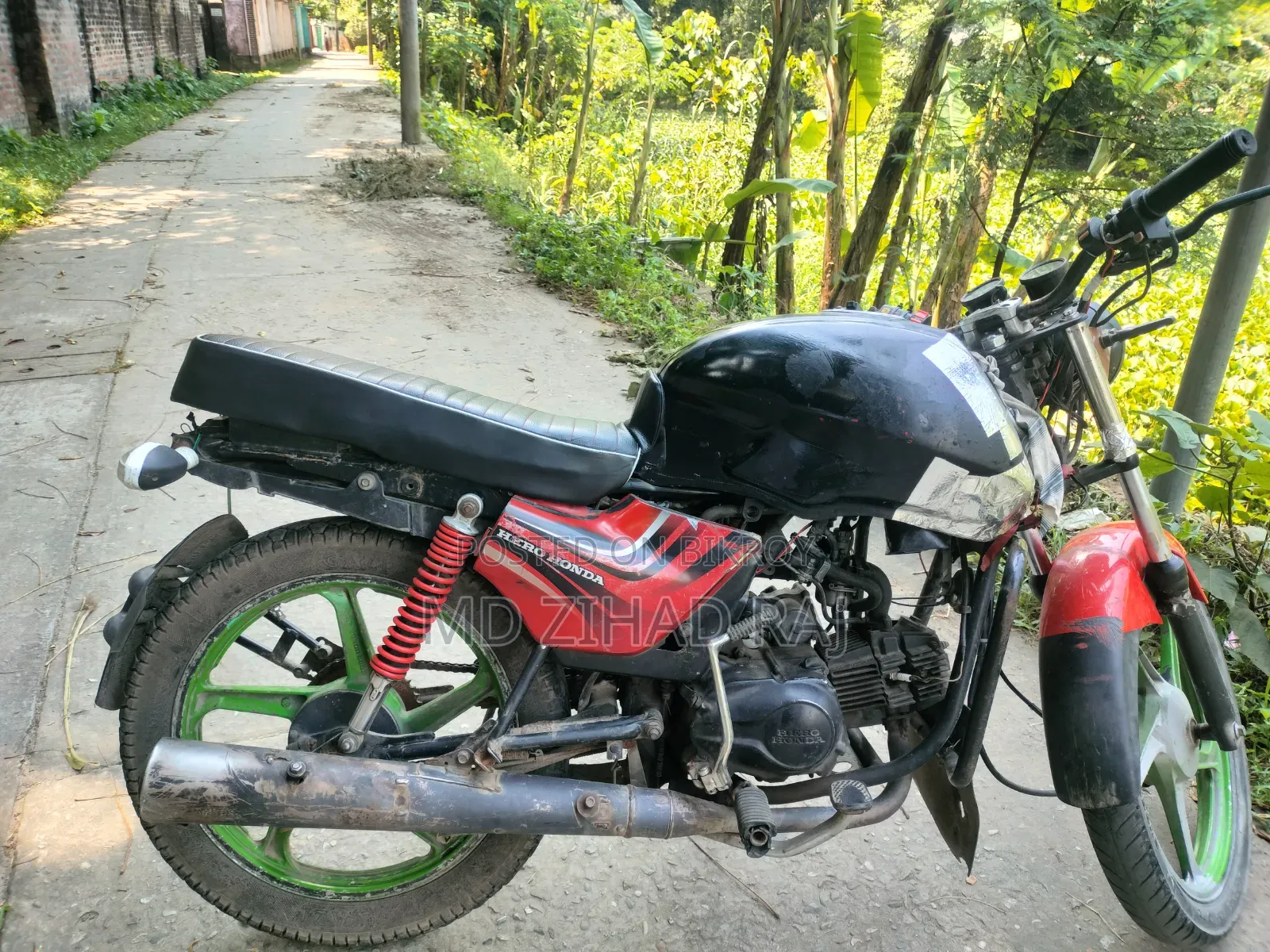 হিরো প্যাশন প্রো ২০১২ লাল