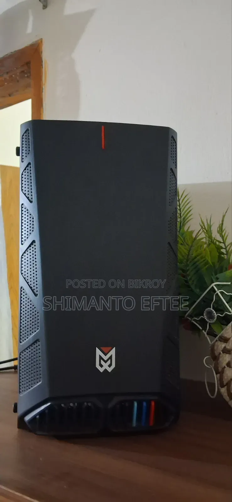 Desktop Computer 8GB RAM Intel Core i7 Processor 128GB SSD