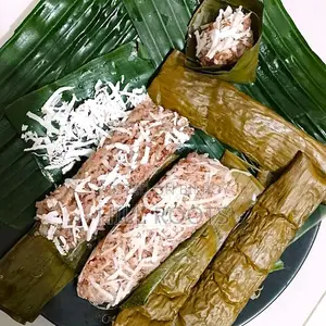 পাহাড়ি বিন্নি চালের কলা পিঠা