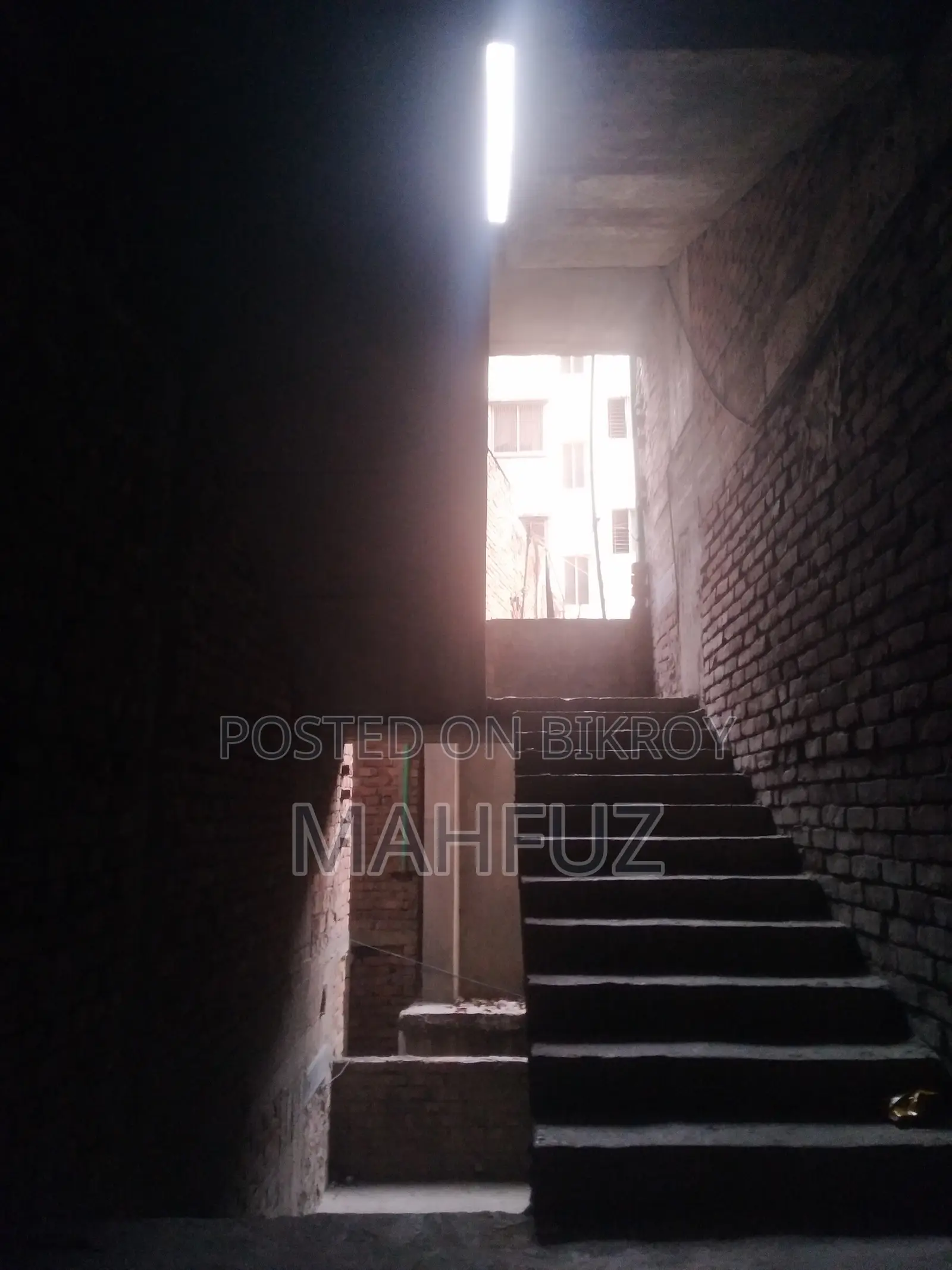 মোহাম্মদপুরে ৬ বেডরুমের বাড়ি বিক্রয়ের জন্য