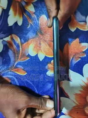 Vivo Y73s 128 GB Black