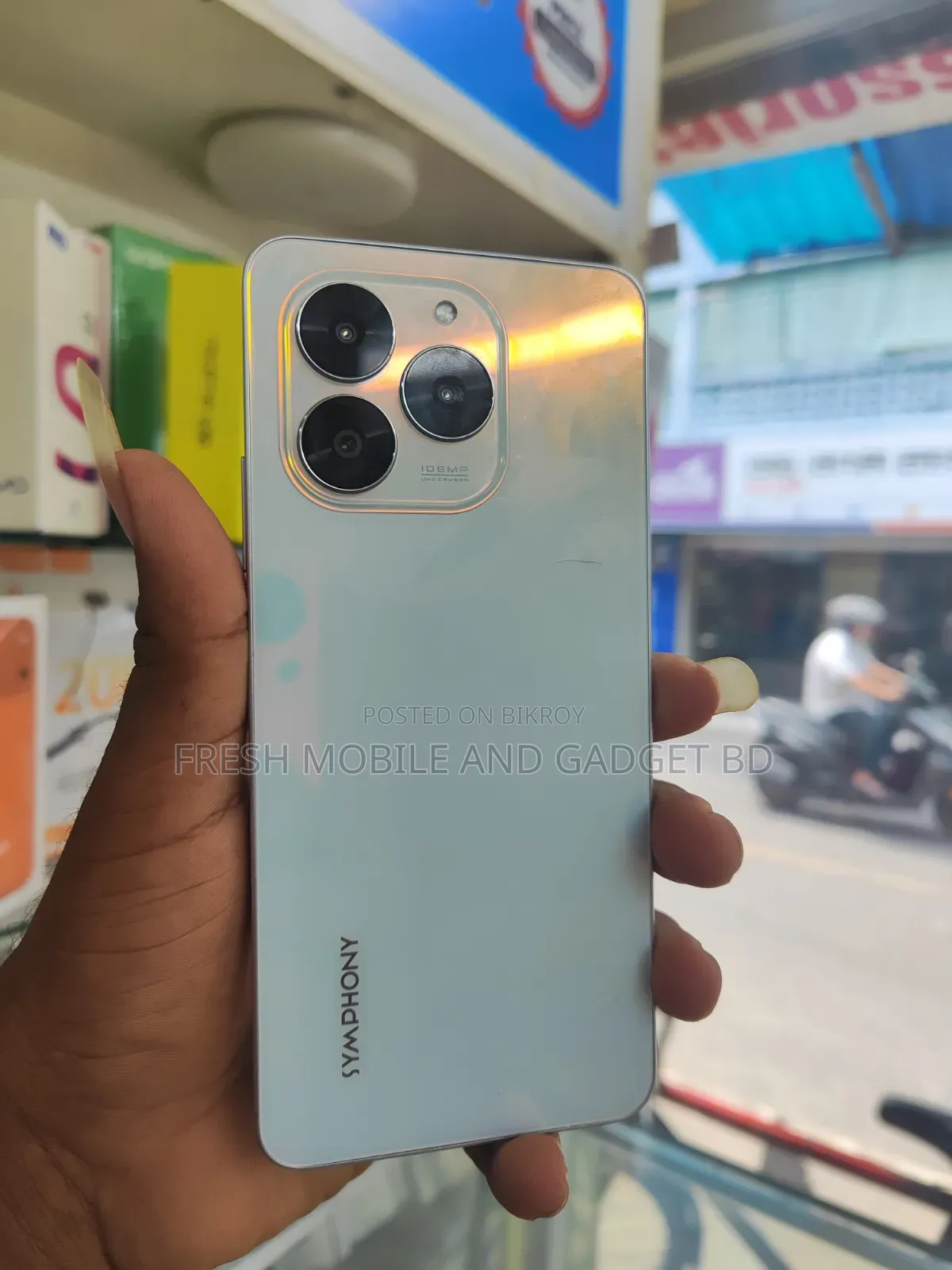 সিমফনি ইনোভা ৩০ ১২৮ জিবি সাদা