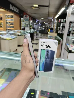Vivo Y19s 128 GB White