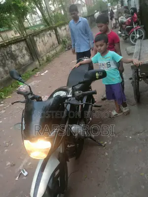 Bajaj Pulsar 150 2015 White