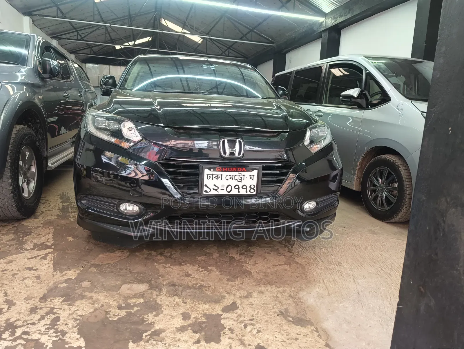 Honda Vezel 1.5 2 Wheel Drive 2017 Black