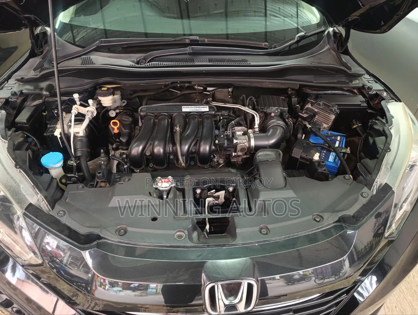 Honda Vezel 1.5 2 Wheel Drive 2017 Black