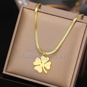 Attractive Necklace