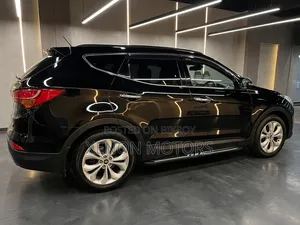 Hyundai Santa Fe 2013 Black