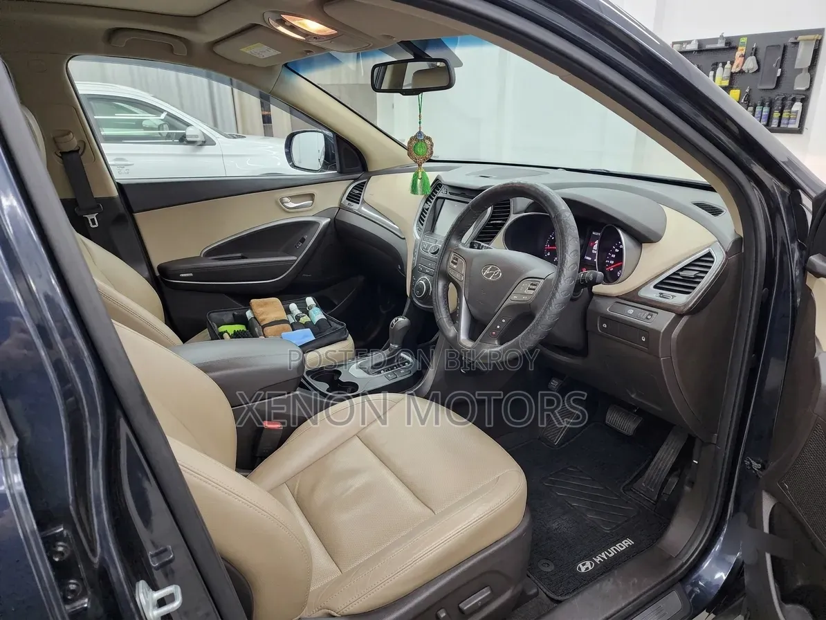 Hyundai Santa Fe 2013 Black