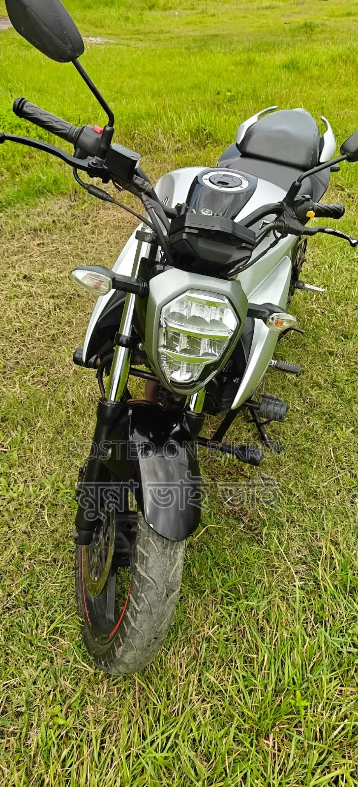 Suzuki Gixxer 2022 Gray