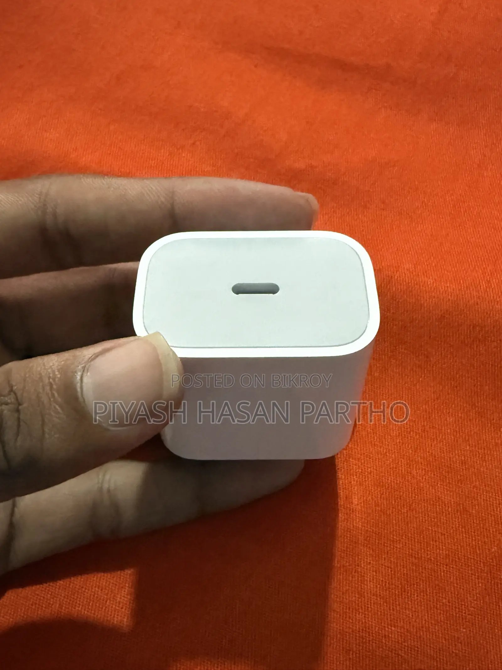 Apple Original 20 Watt Charger