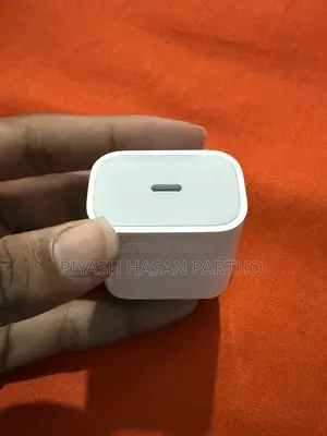 Apple Original 20 Watt Charger