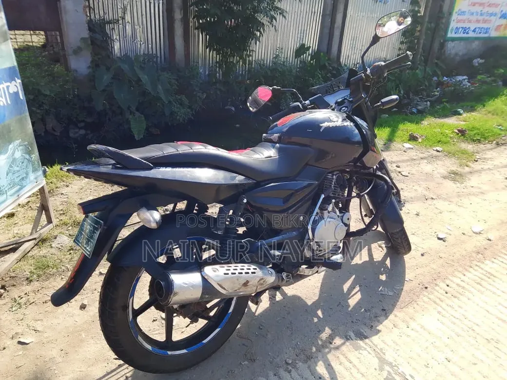 Bajaj Pulsar 150 2015 Black