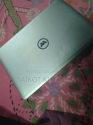 ল্যাপটপ ৪জিবি এইচসিসি+এসএসডি ২৫৬জিবি