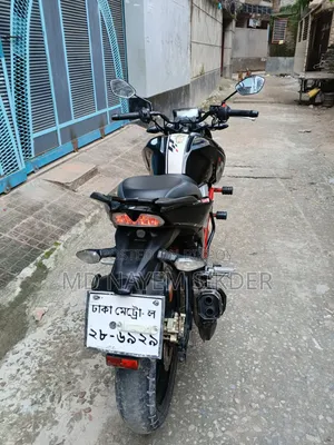 New TVS Apache RTR 160 4V 2023 Black