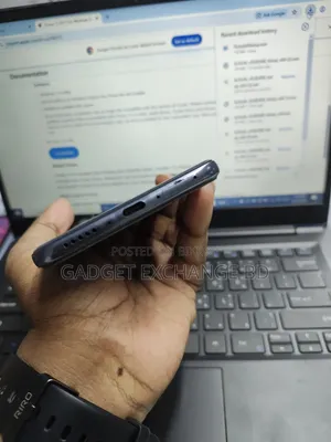 ভিভো ভি৬০ ১২৮ জিবি
