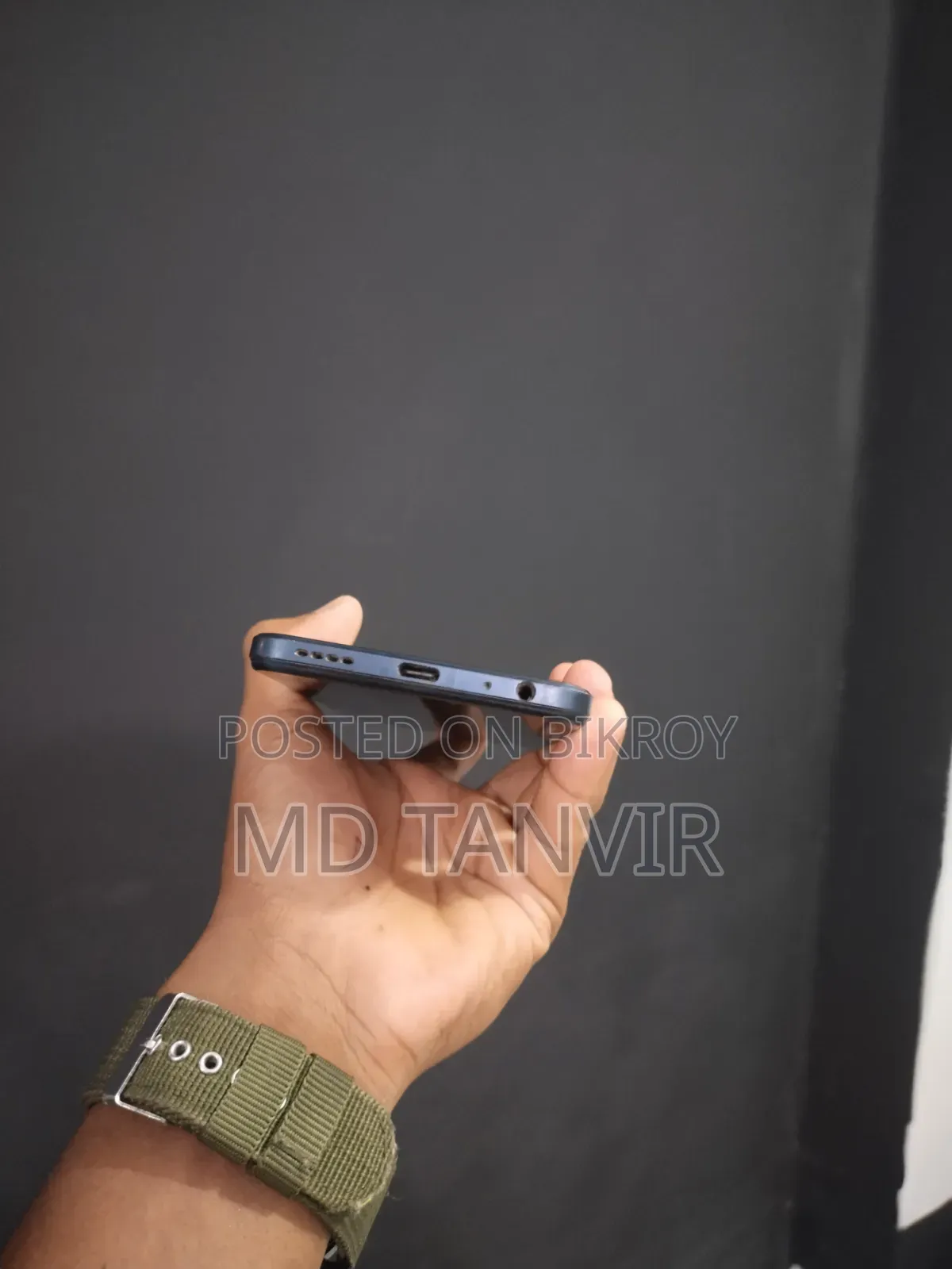 New Vivo Y75 128 GB