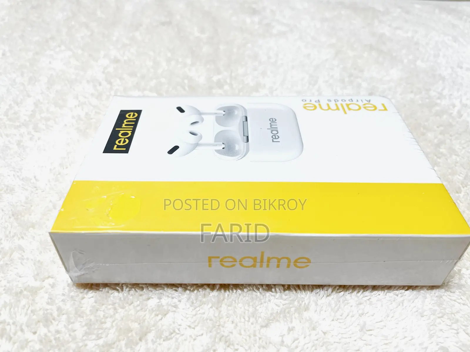 Airpods/ Airbuds