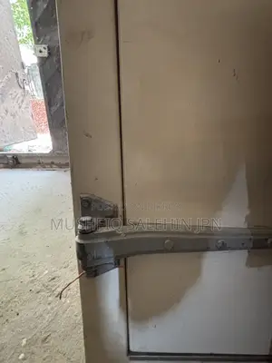 কোল্ড স্টোরেজ মেটাল ডোর