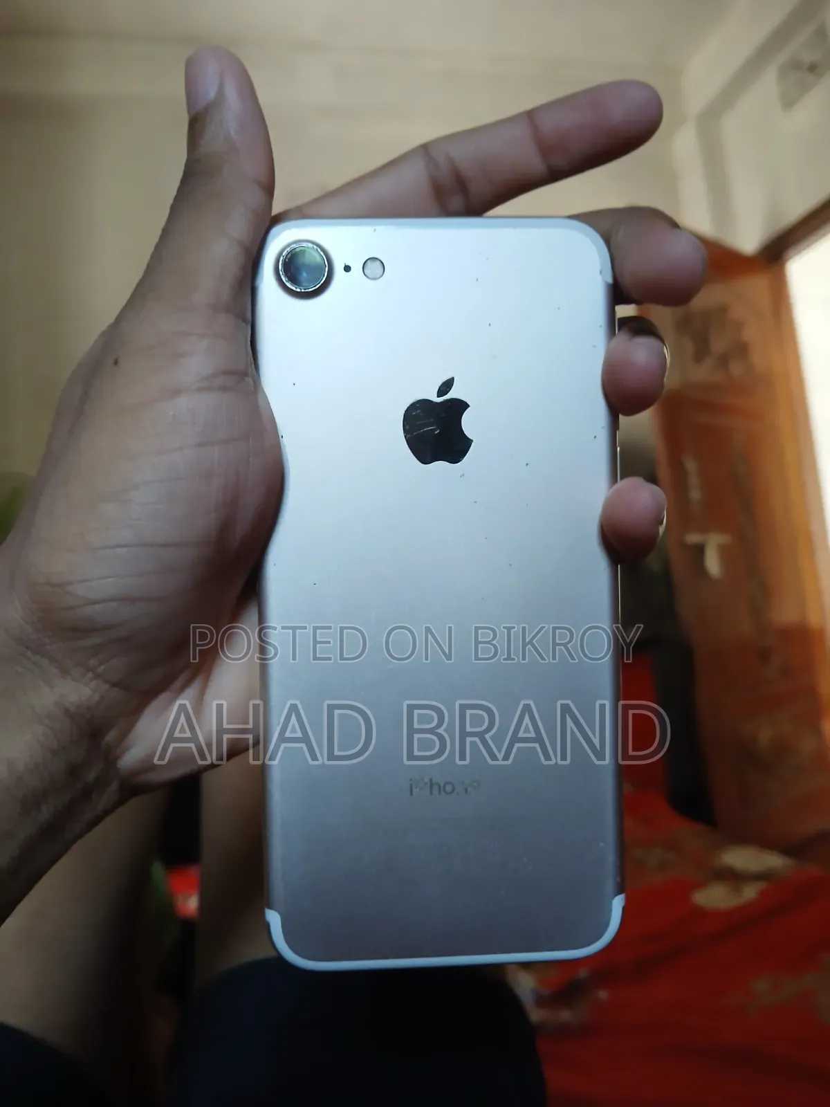 অ্যাপল আইফোন ৭ ১২৮ জিবি হোয়াইট