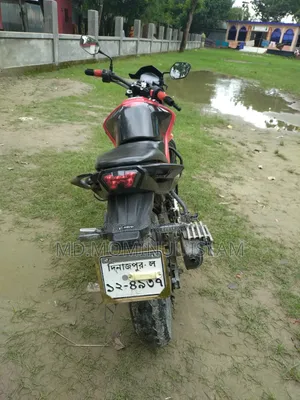 Hero Thriller 160R 2021 Red