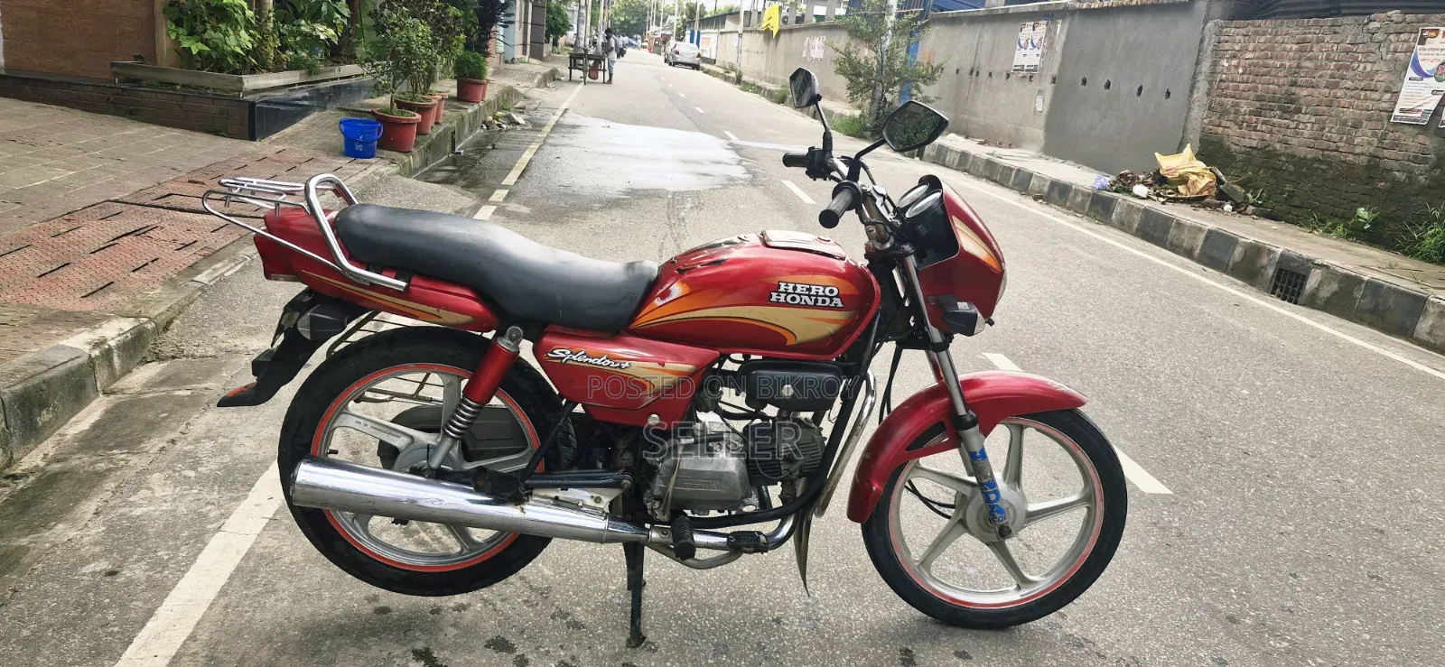 হিরো স্প্লেন্ডার প্লাস ২০১০ রেড