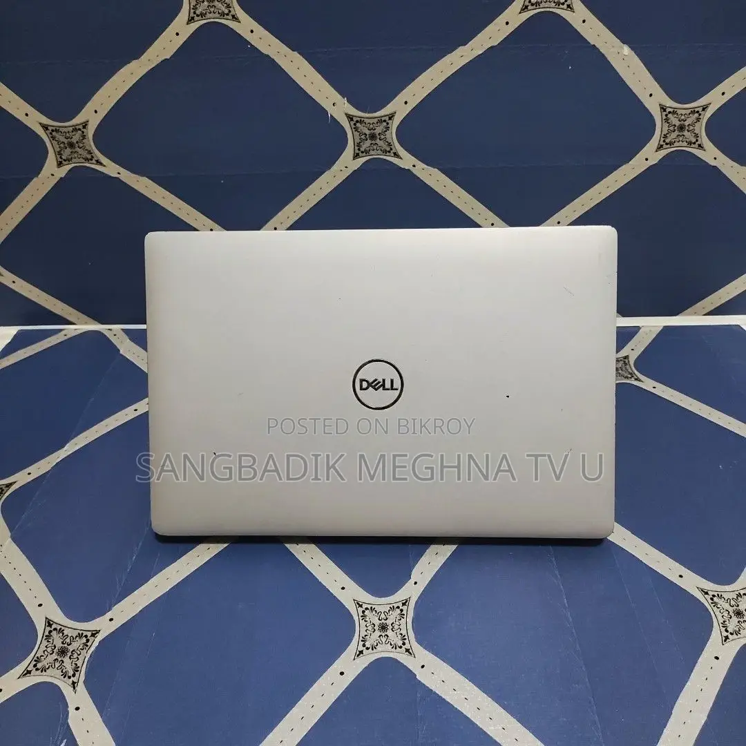 Laptop Dell 3GB Intel SSD 256GB