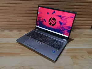 Laptop HP 3GB Intel SSD 256GB