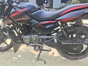 বাজাজ পালসার ১৫০ ২০১৮ কালো