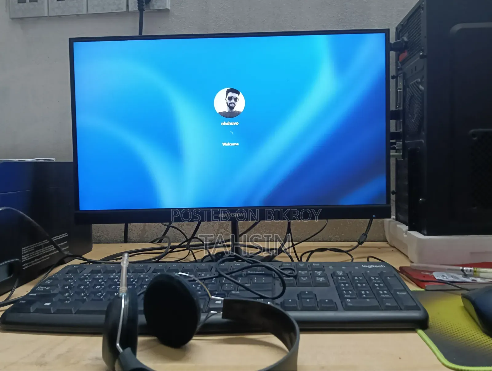 Desktop Computer Microsoft 16GB AMD Ryzen 5 HDD+SSD 500GB