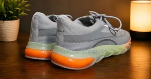 ✅️"Premium Sneakers" Size 44 (USED)